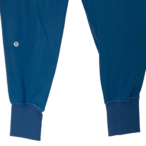 Lululemon Flurry Up High Rise Jogger Pants in Petrol Blue, Size 2 - Picture 7 of 12